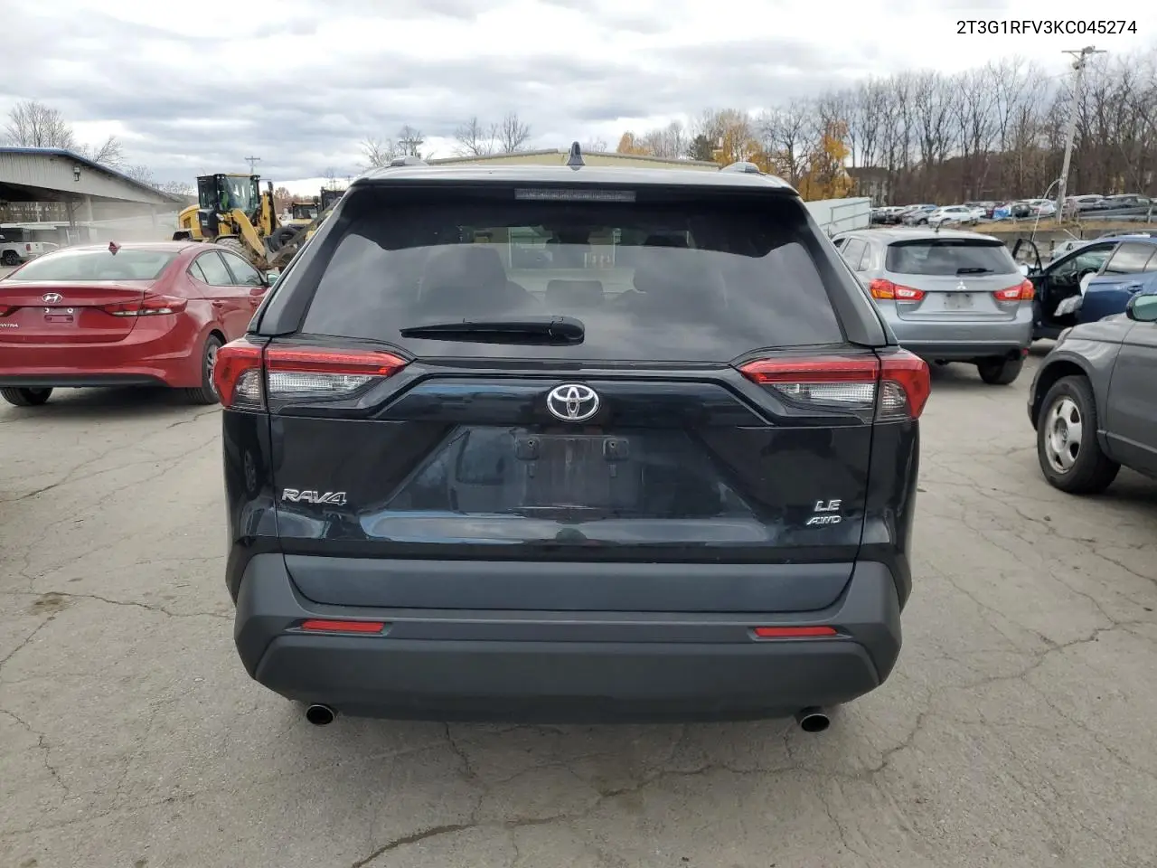 2T3G1RFV3KC045274 2019 Toyota Rav4 Le