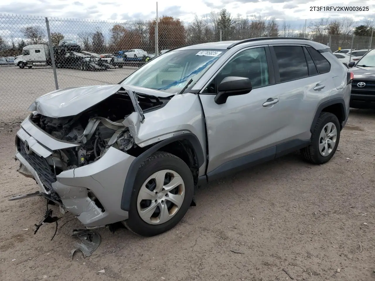 2T3F1RFV2KW003625 2019 Toyota Rav4 Le