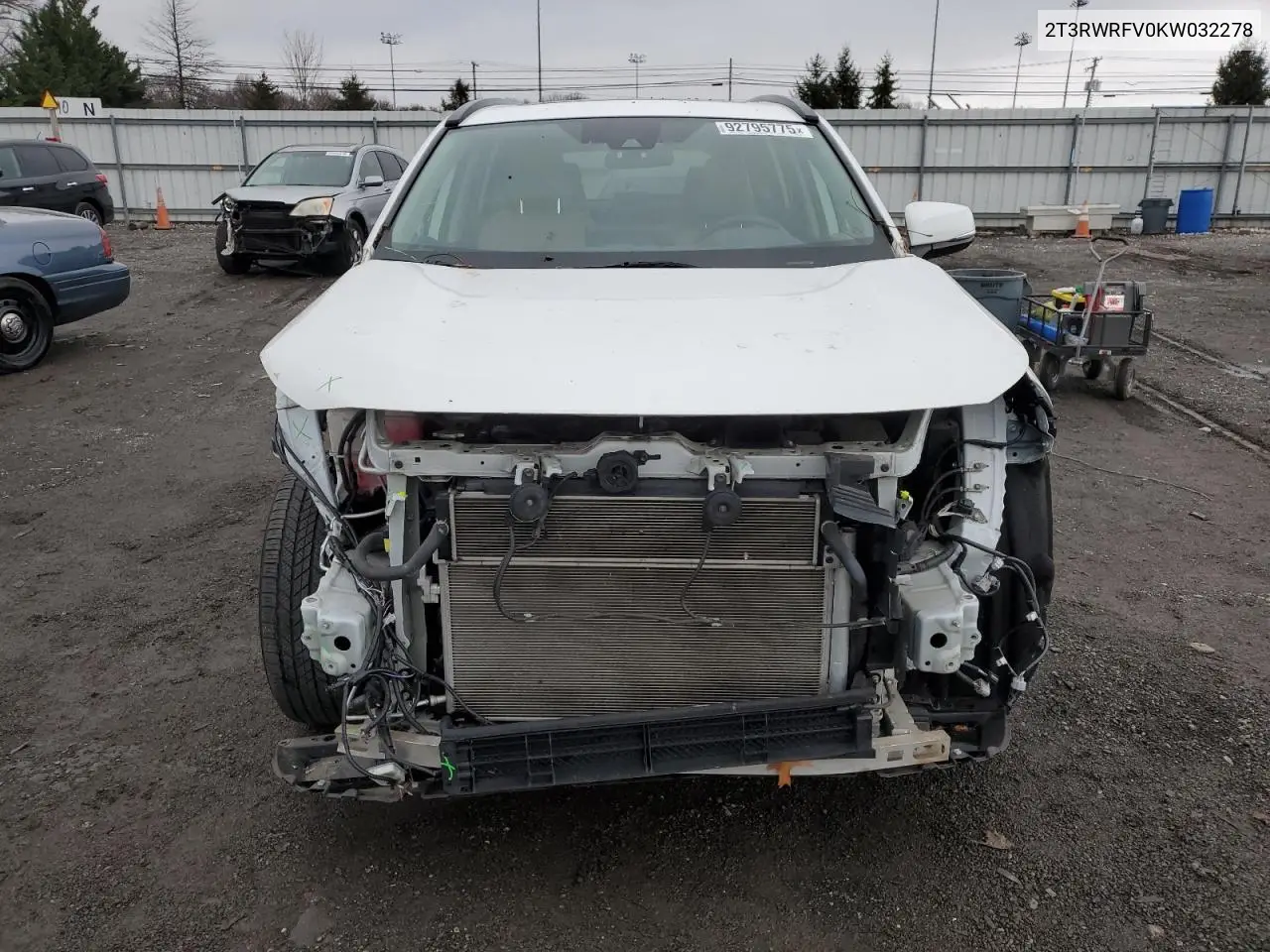 2T3RWRFV0KW032278 2019 Toyota Rav4 Xle