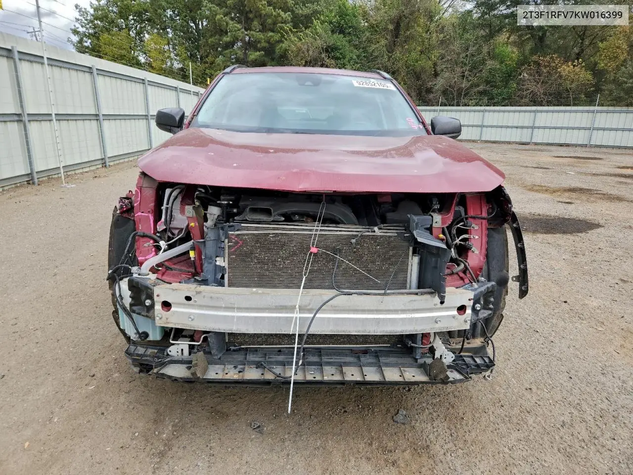 2T3F1RFV7KW016399 2019 Toyota Rav4 Le