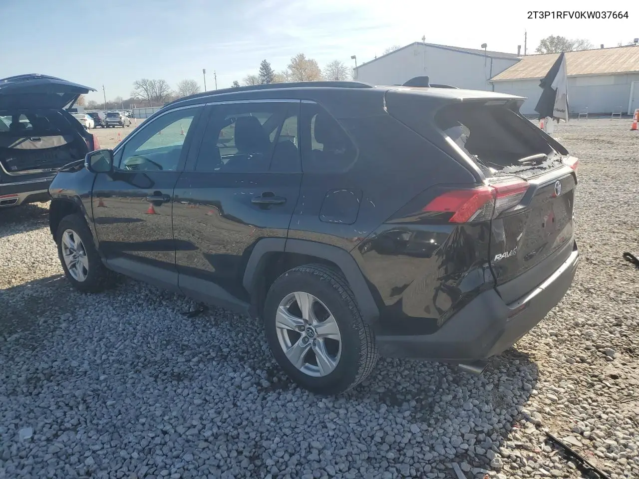 2T3P1RFV0KW037664 2019 Toyota Rav4 Xle