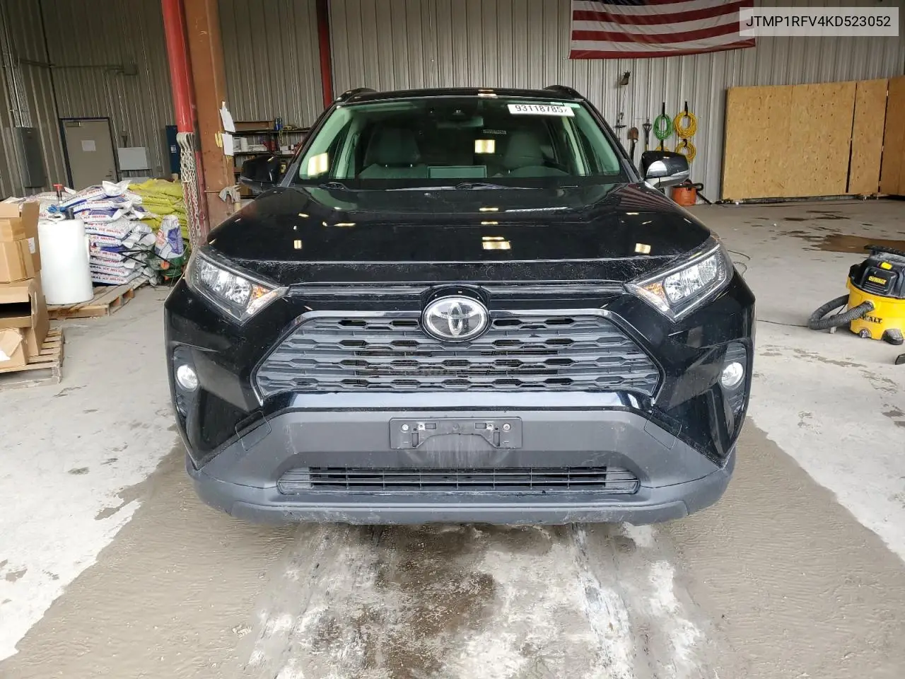 JTMP1RFV4KD523052 2019 Toyota Rav4 Xle