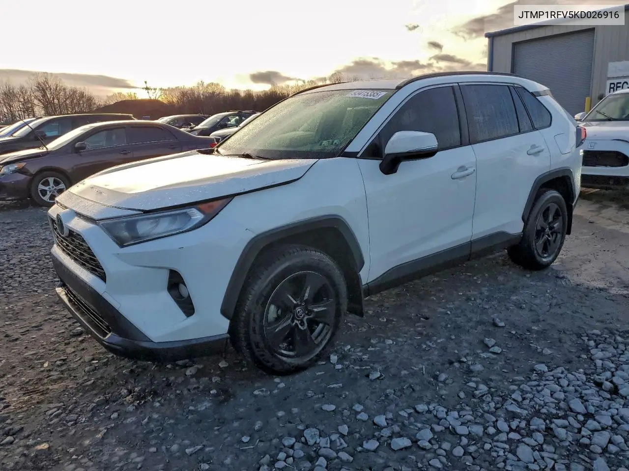 JTMP1RFV5KD026916 2019 Toyota Rav4 Xle
