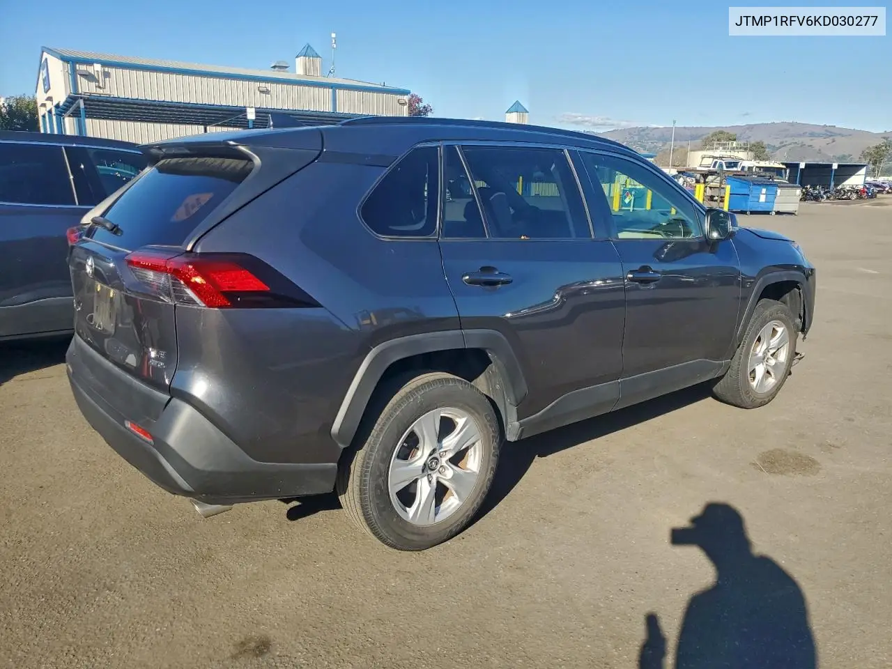 JTMP1RFV6KD030277 2019 Toyota Rav4 Xle