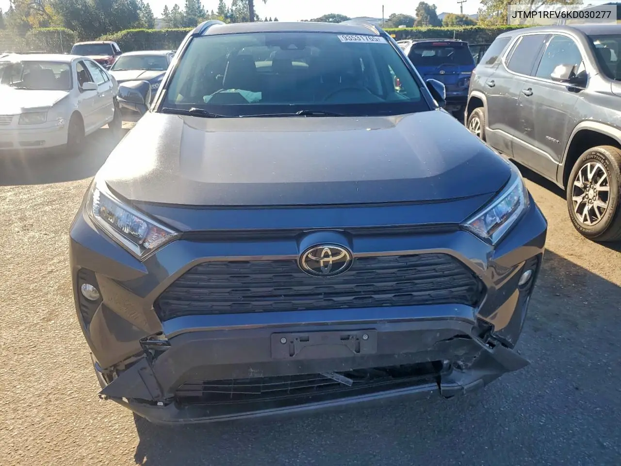 JTMP1RFV6KD030277 2019 Toyota Rav4 Xle