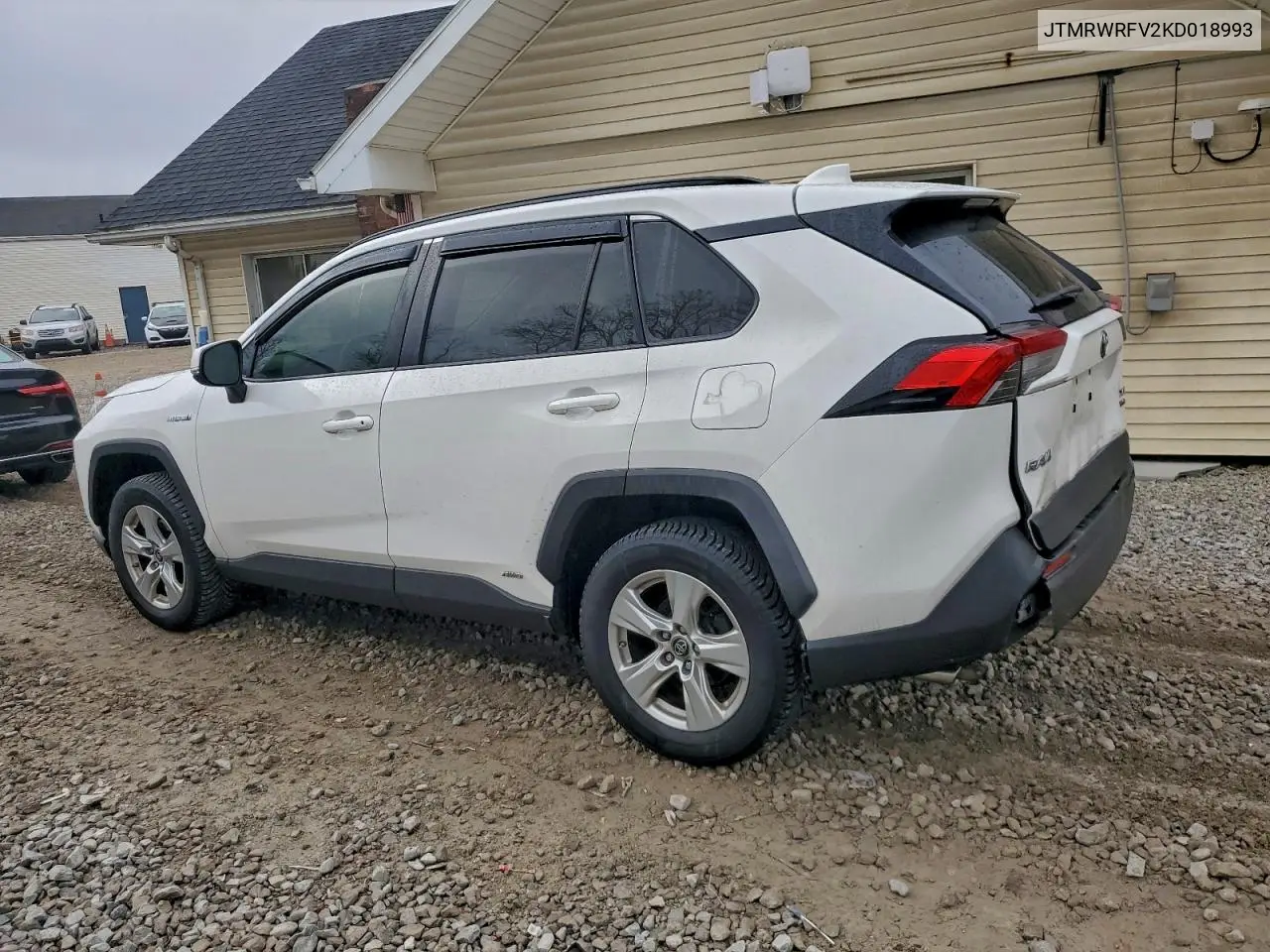 JTMRWRFV2KD018993 2019 Toyota Rav4 Xle
