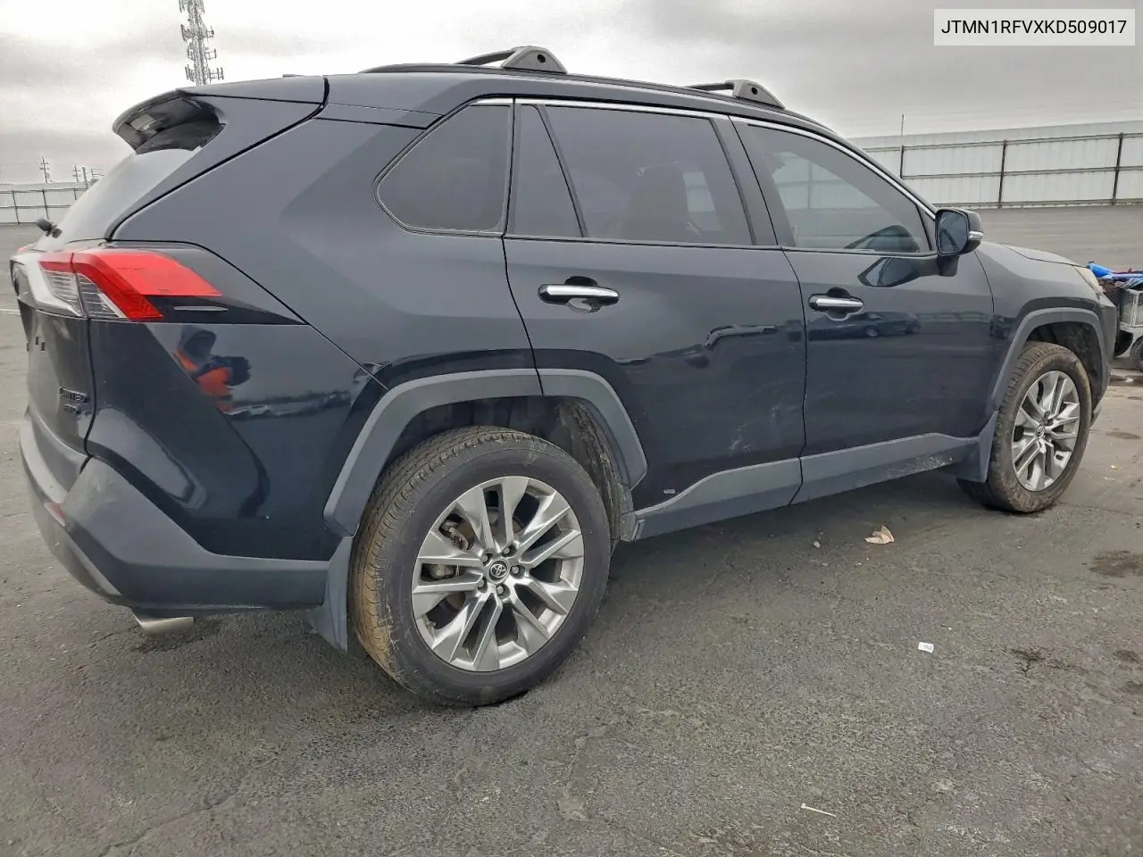 JTMN1RFVXKD509017 2019 Toyota Rav4 Limited