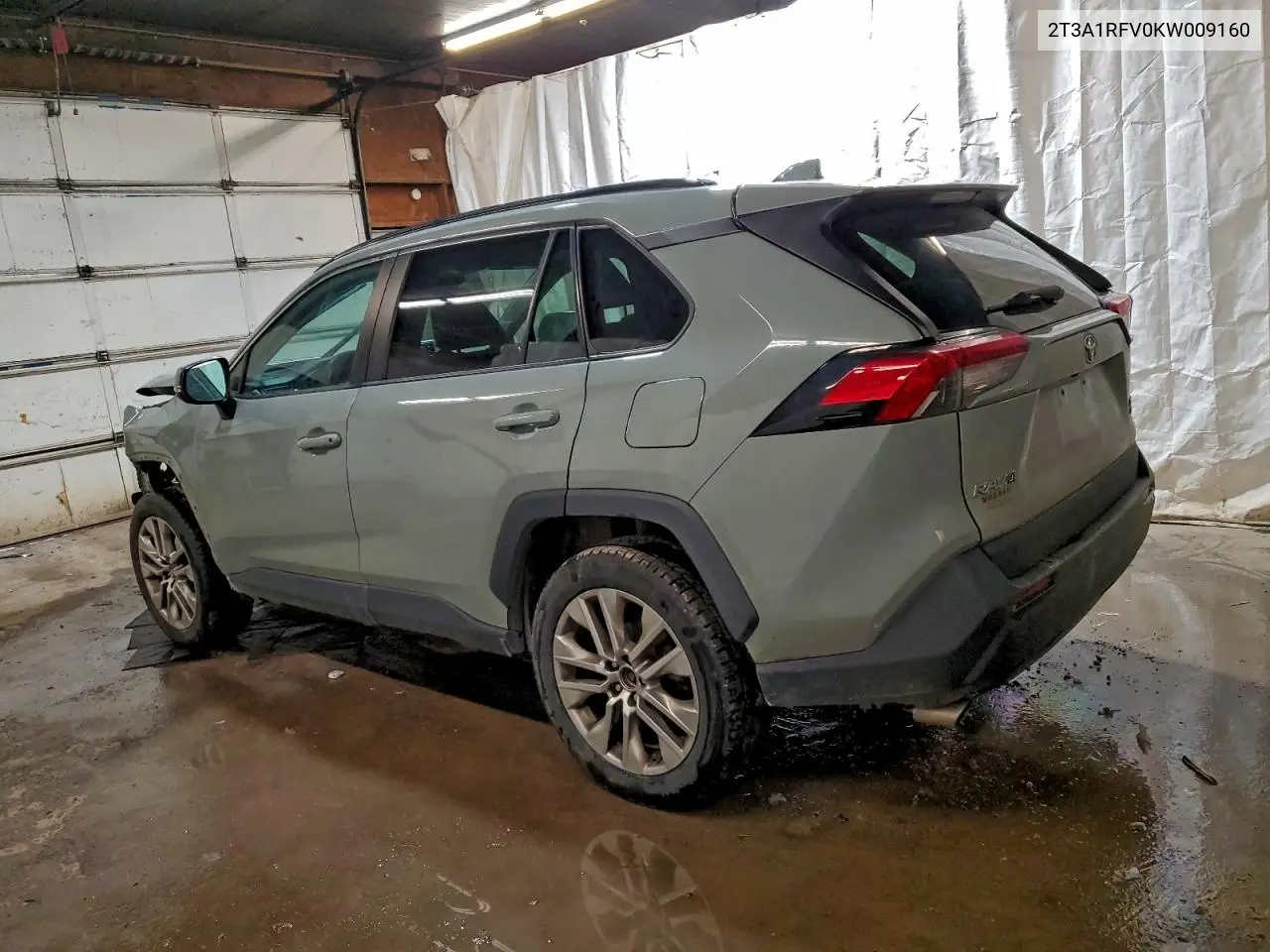 2T3A1RFV0KW009160 2019 Toyota Rav4 Xle Premium