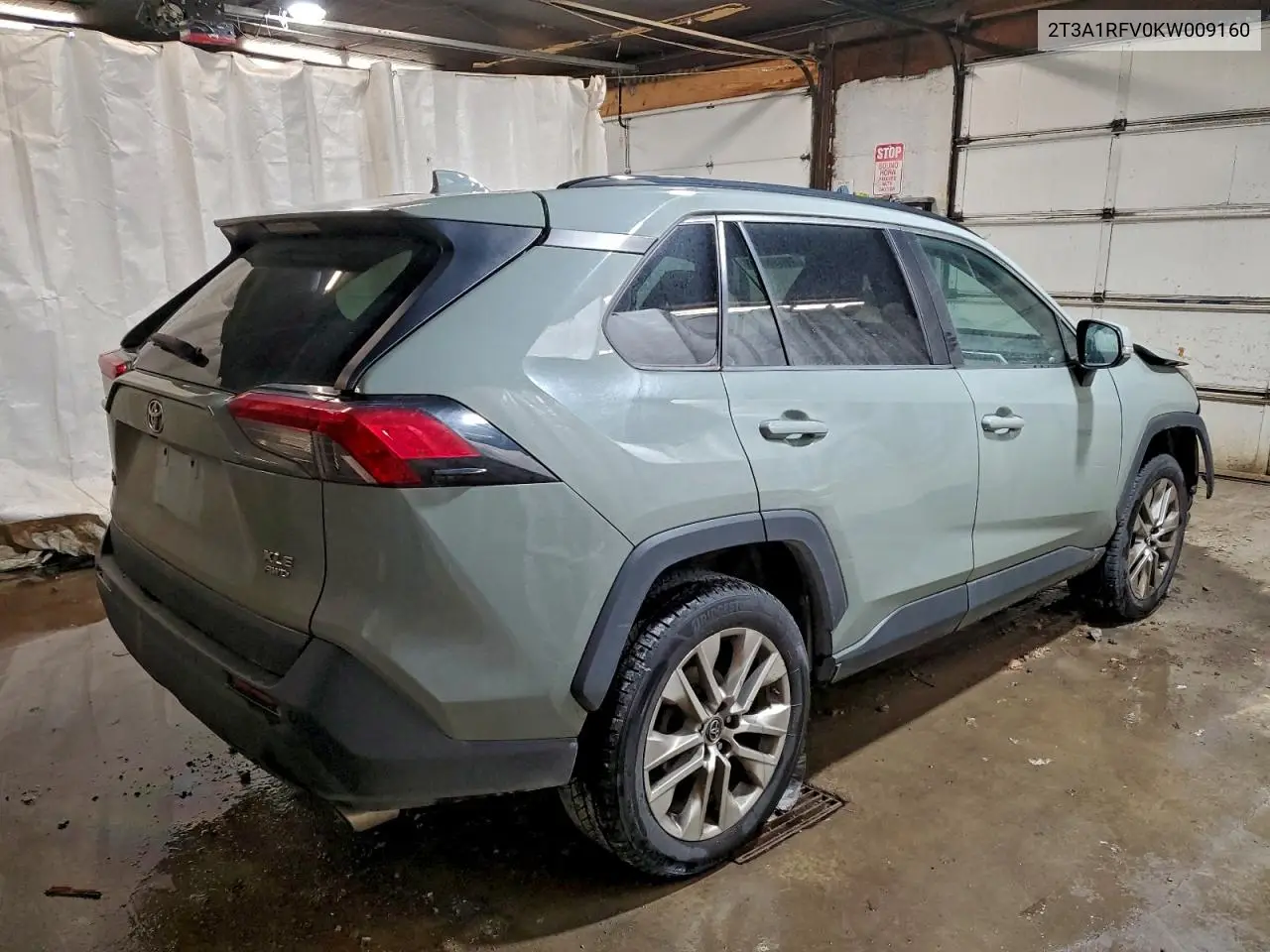 2T3A1RFV0KW009160 2019 Toyota Rav4 Xle Premium