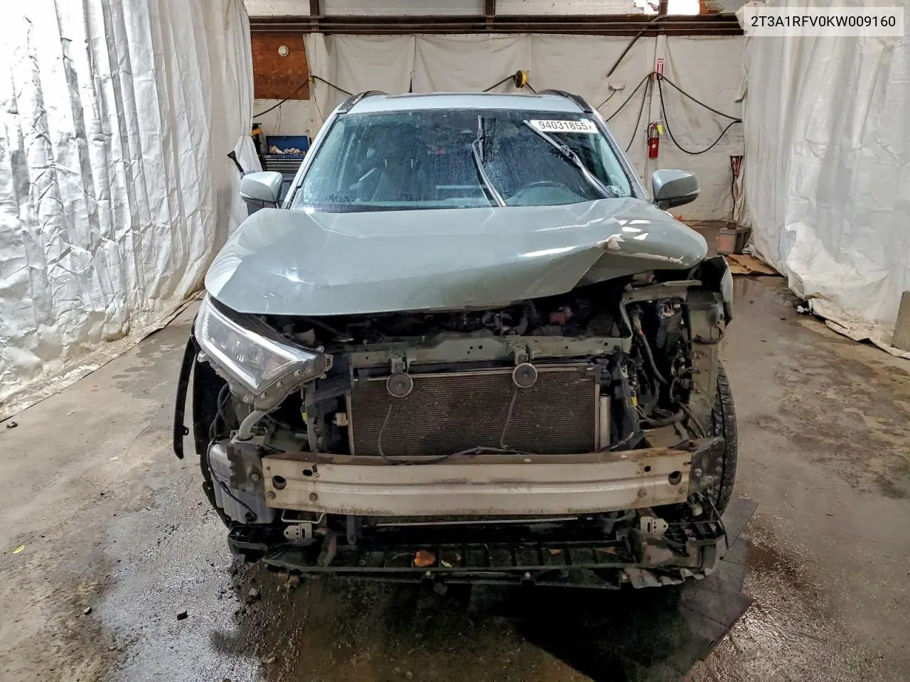 2T3A1RFV0KW009160 2019 Toyota Rav4 Xle Premium