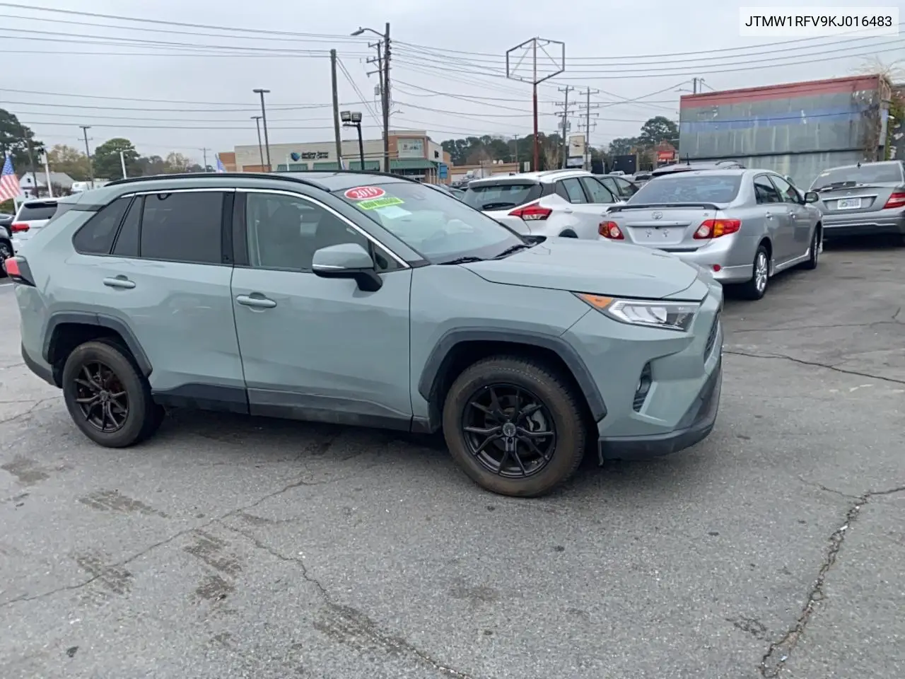 JTMW1RFV9KJ016483 2019 Toyota Rav4 Xle