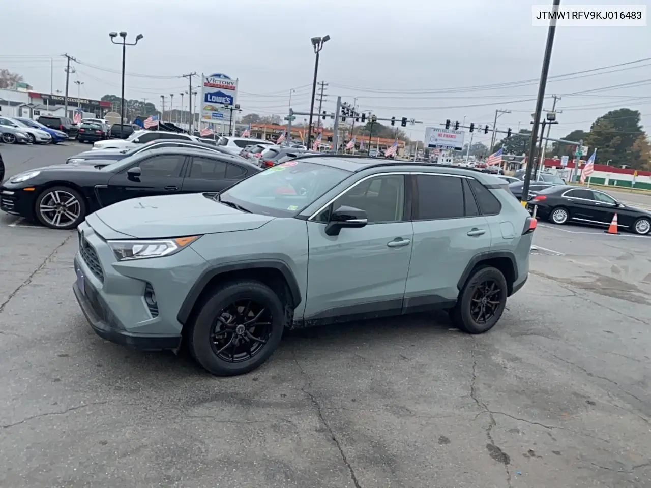 JTMW1RFV9KJ016483 2019 Toyota Rav4 Xle