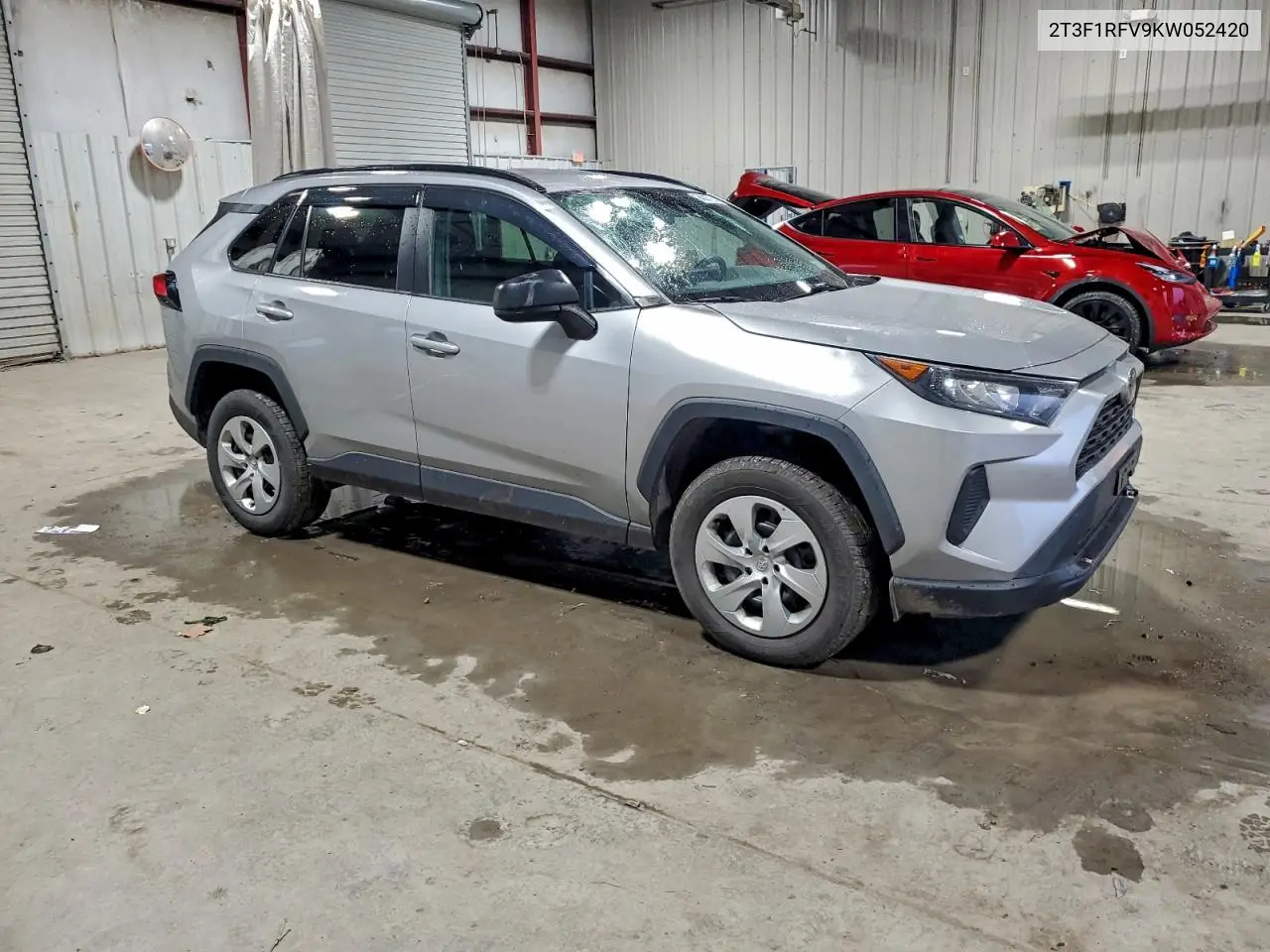 2T3F1RFV9KW052420 2019 Toyota Rav4 Le