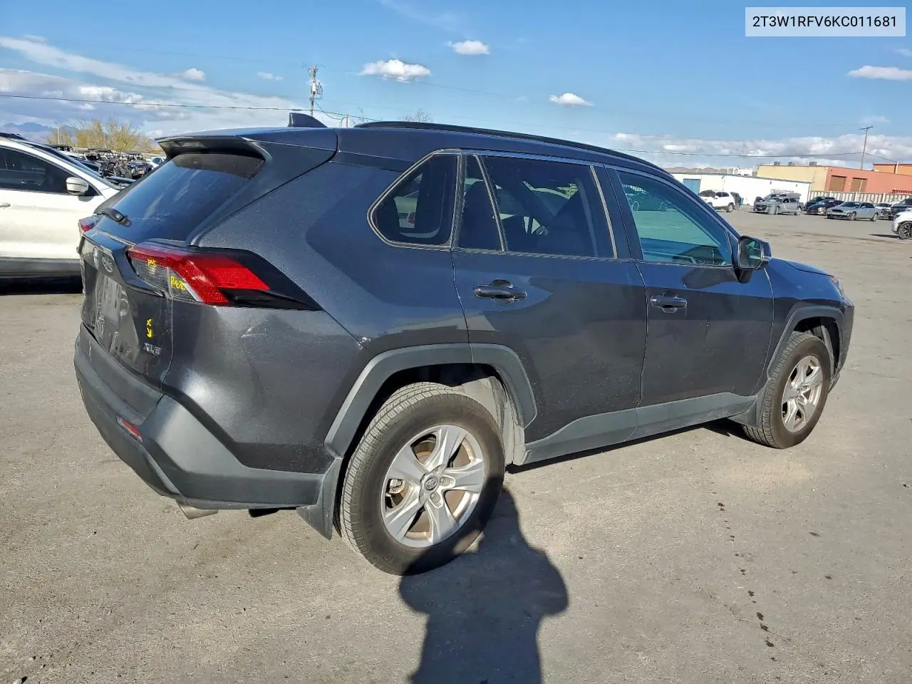 2T3W1RFV6KC011681 2019 Toyota Rav4 Xle