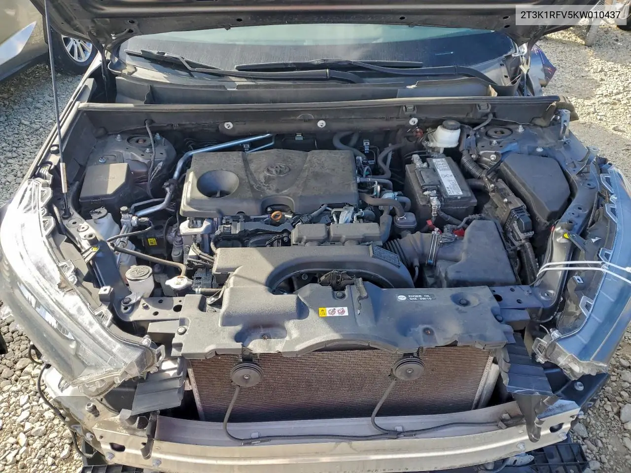 2T3K1RFV5KW010437 2019 Toyota Rav4 Le