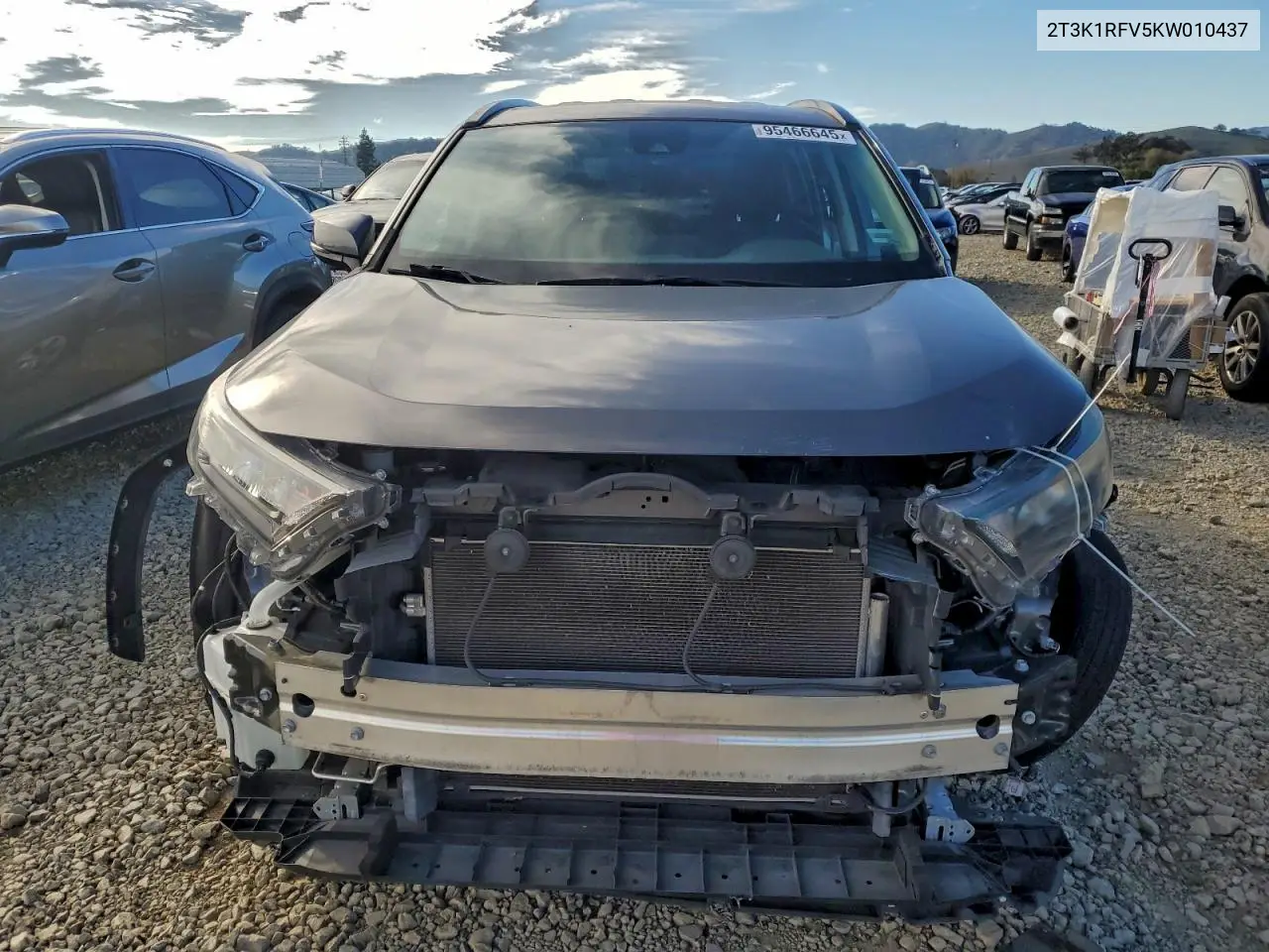 2T3K1RFV5KW010437 2019 Toyota Rav4 Le