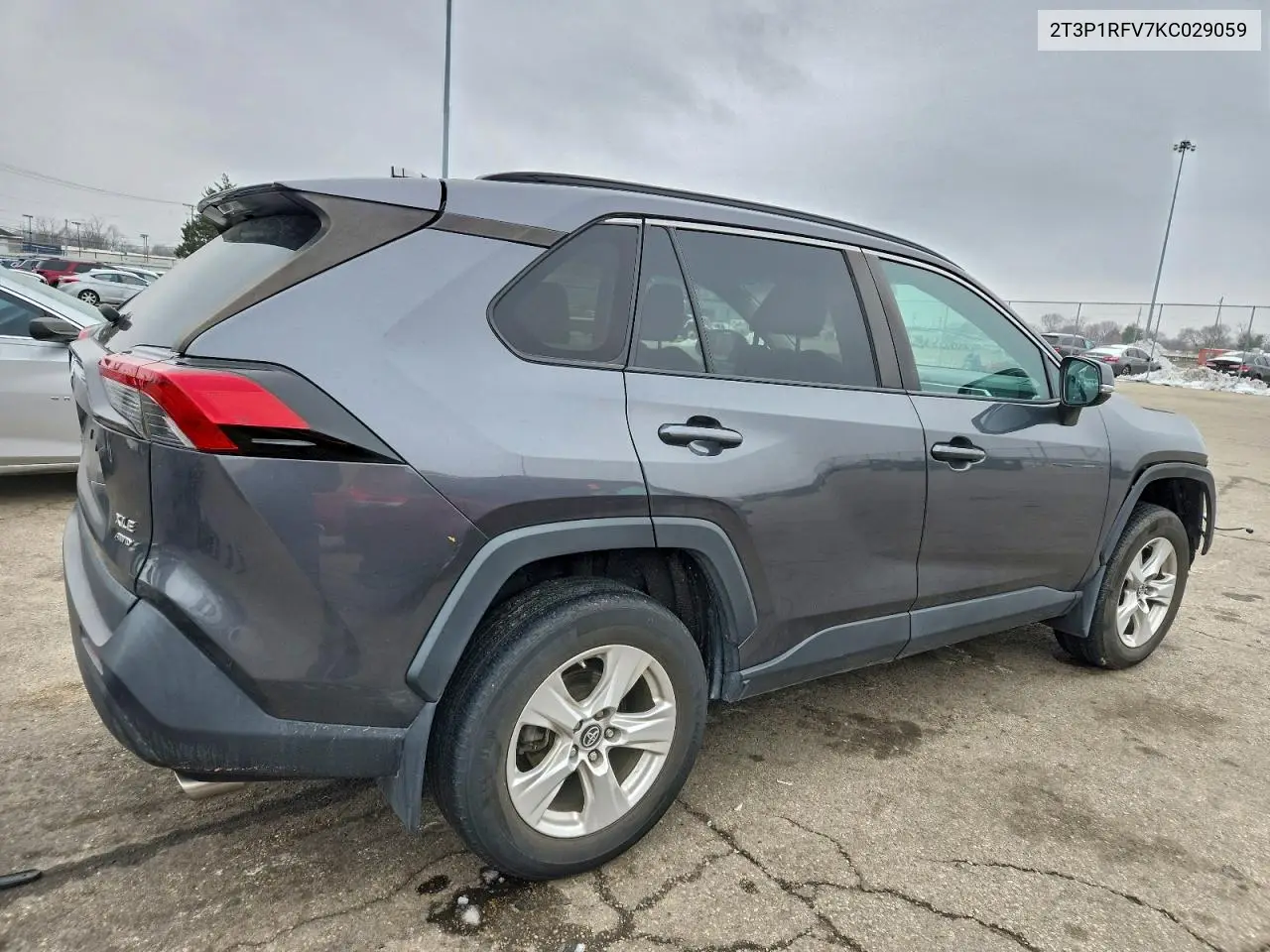 2T3P1RFV7KC029059 2019 Toyota Rav4 Xle