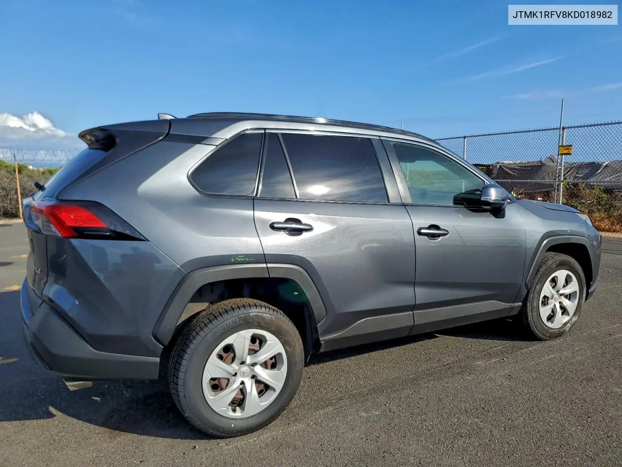 JTMK1RFV8KD018982 2019 Toyota Rav4 Le