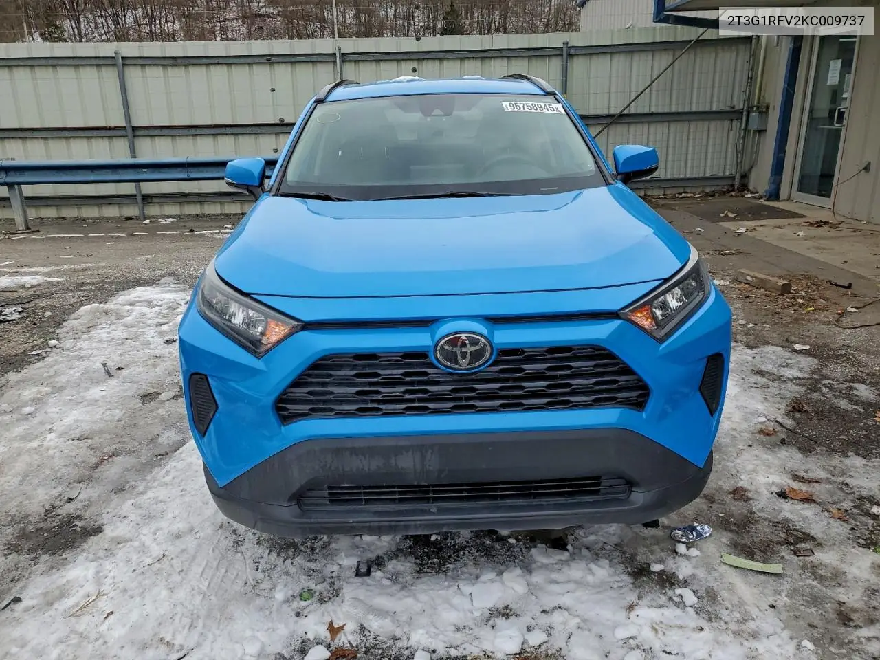 2T3G1RFV2KC009737 2019 Toyota Rav4 Le