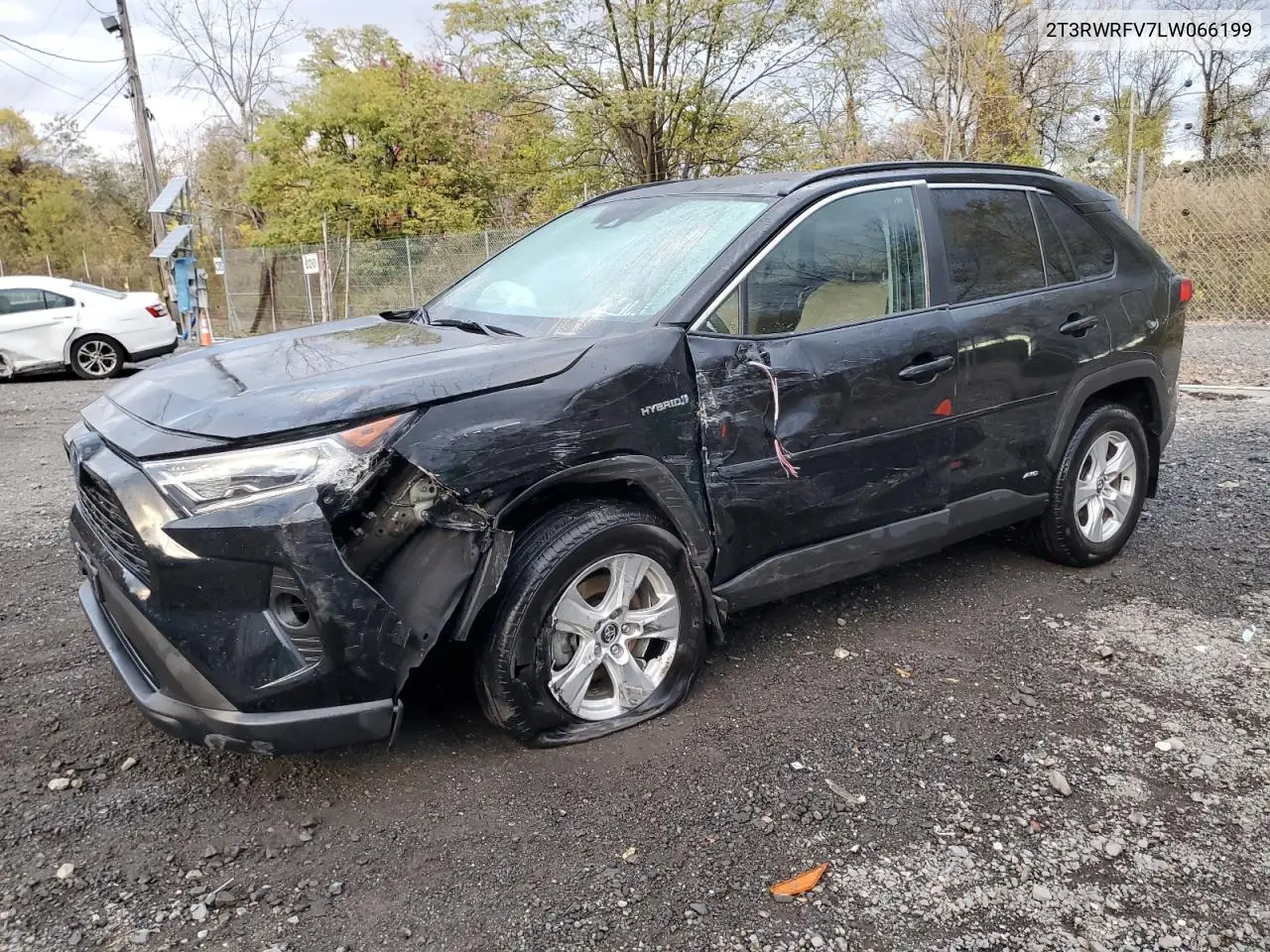 2T3RWRFV7LW066199 2020 Toyota Rav4 Xle
