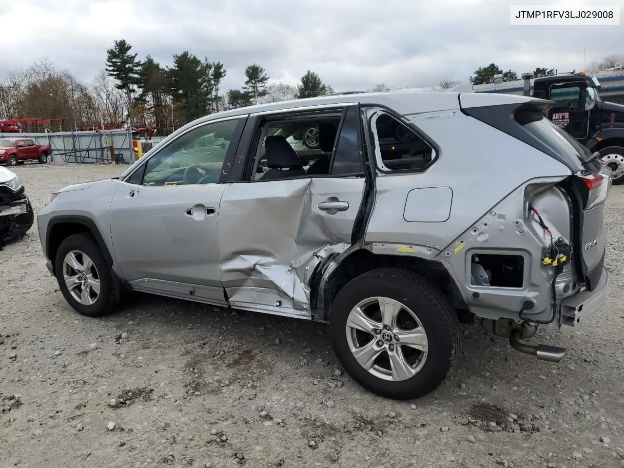 JTMP1RFV3LJ029008 2020 Toyota Rav4 Xle