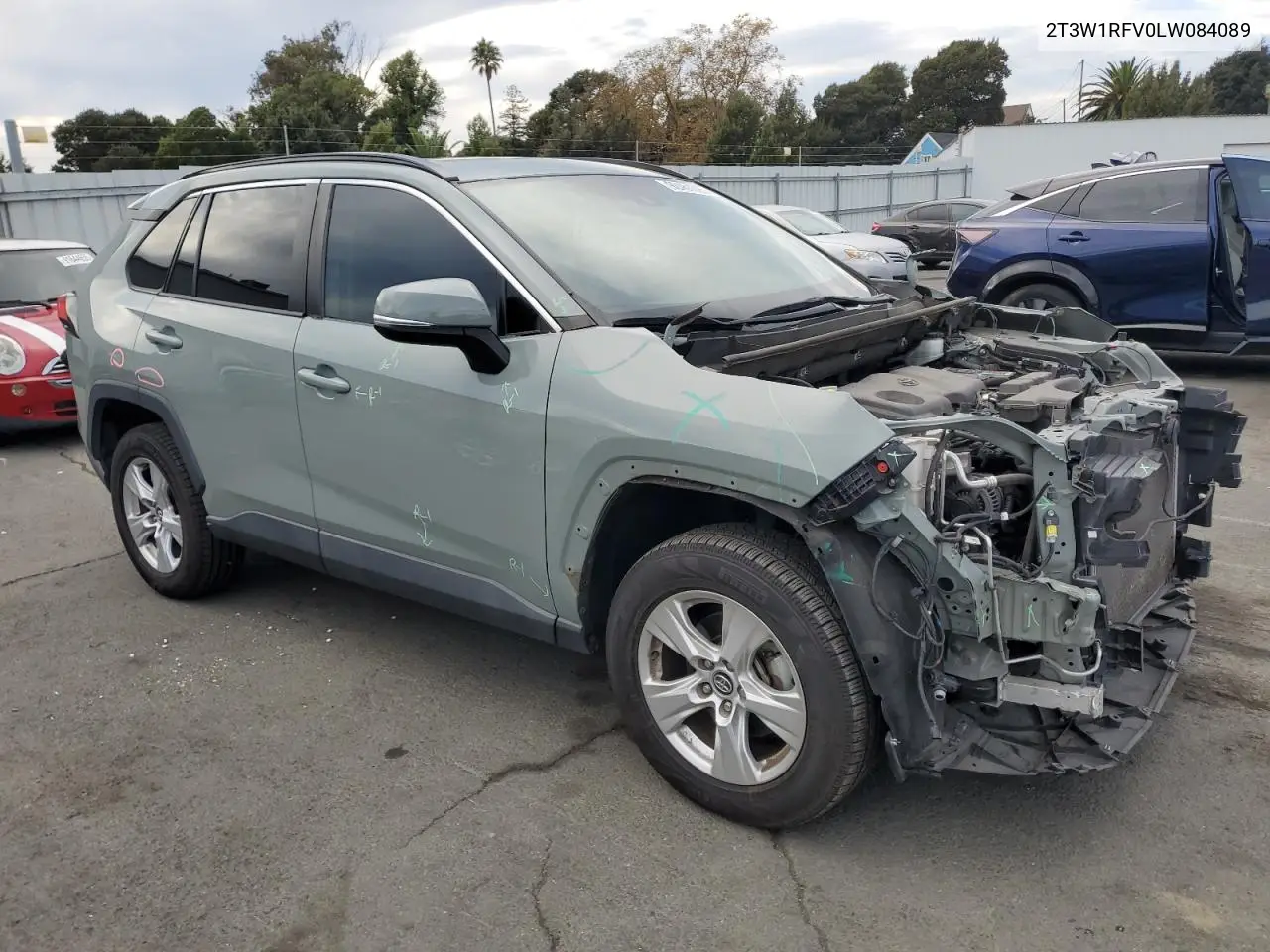 2T3W1RFV0LW084089 2020 Toyota Rav4 Xle