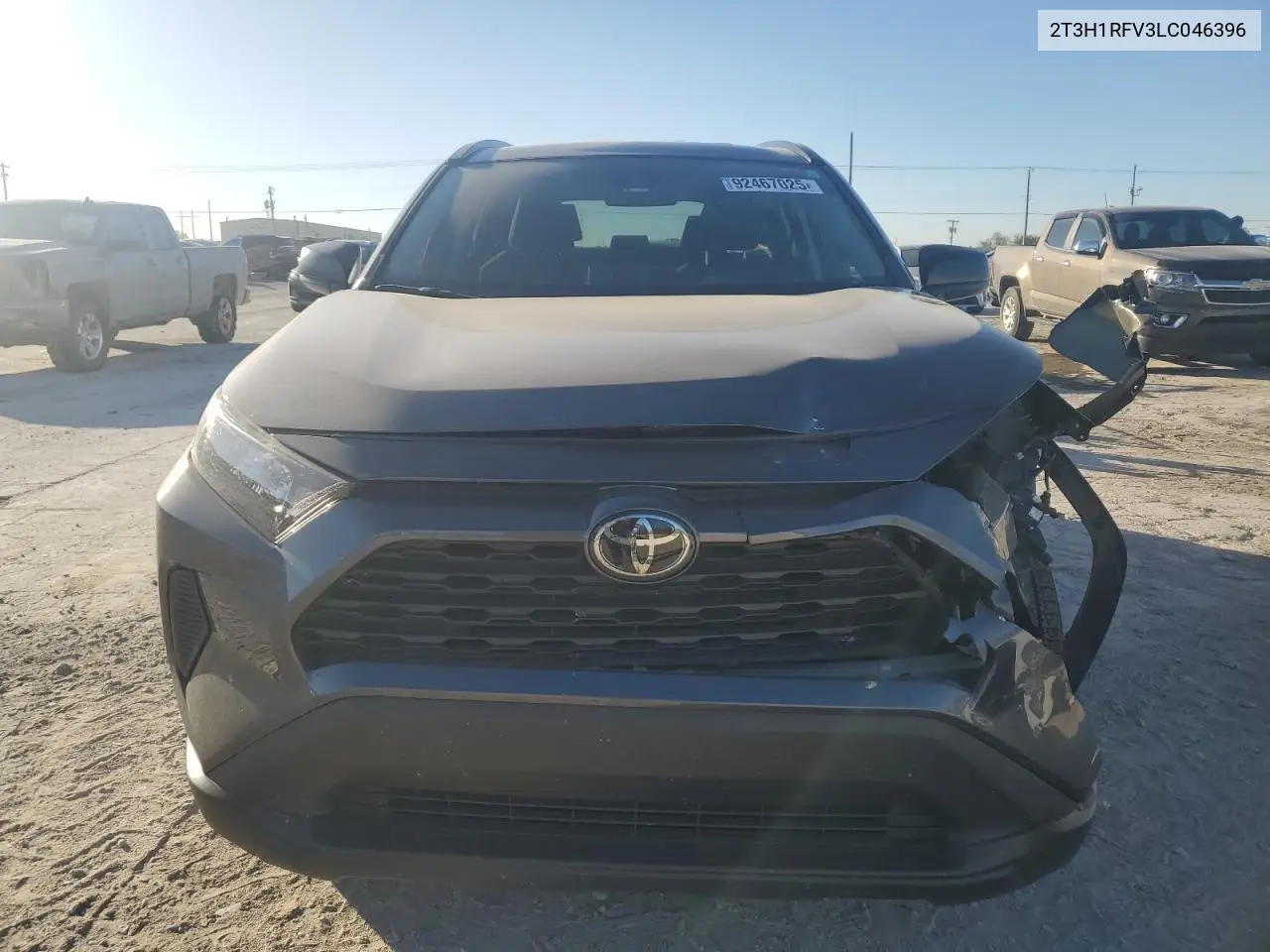 2T3H1RFV3LC046396 2020 Toyota Rav4 Le
