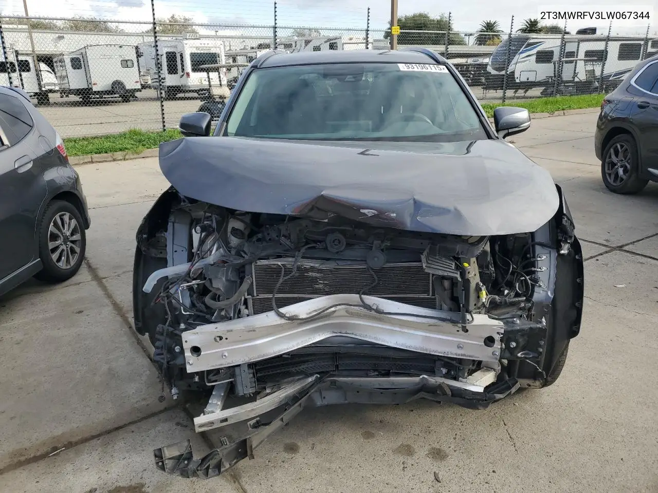 2T3MWRFV3LW067344 2020 Toyota Rav4 Le