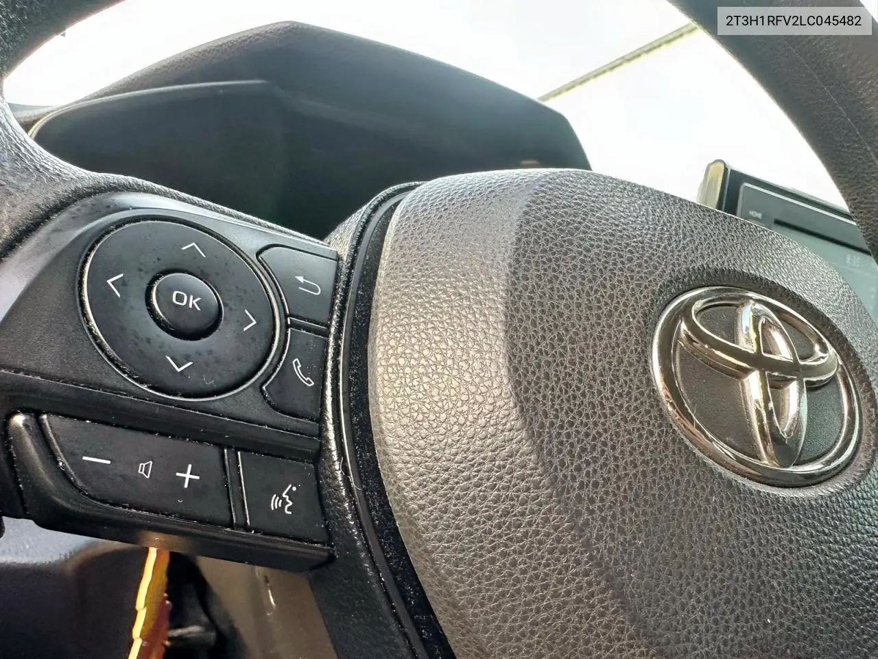 2T3H1RFV2LC045482 2020 Toyota Rav4 Le