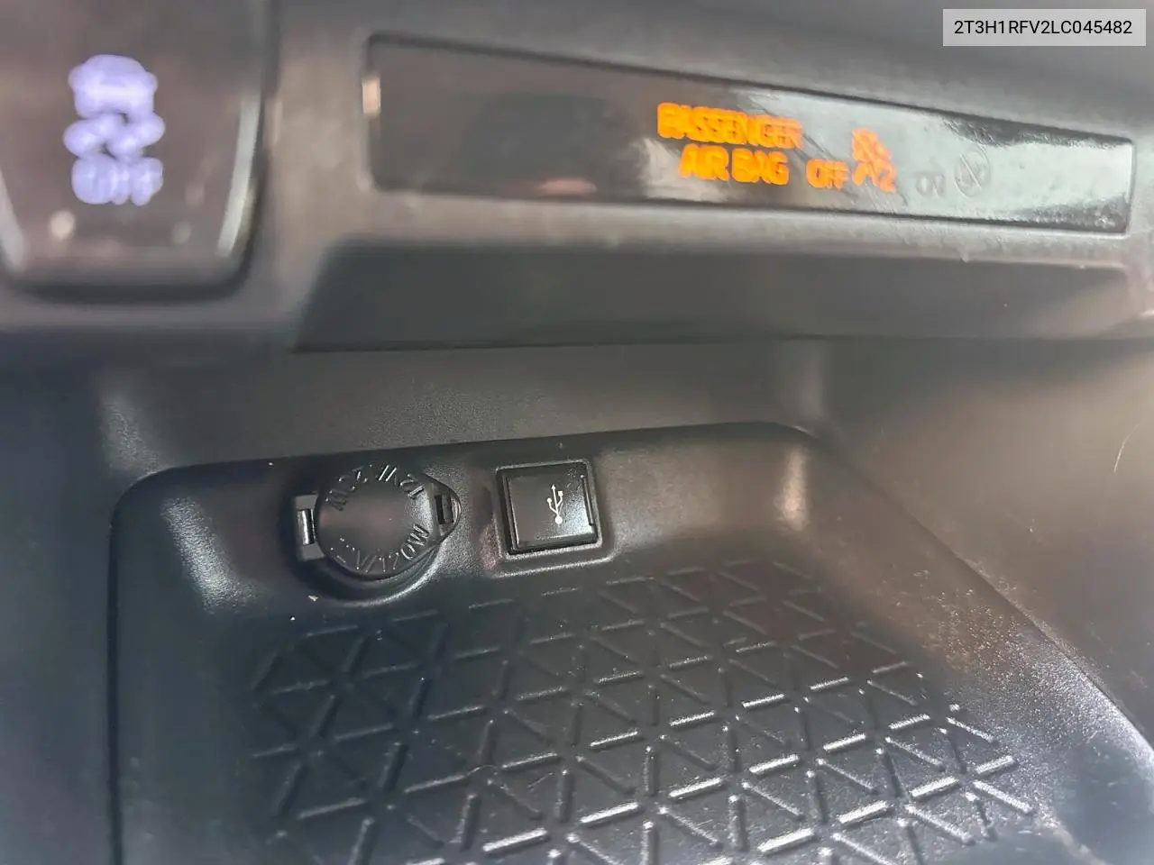 2T3H1RFV2LC045482 2020 Toyota Rav4 Le