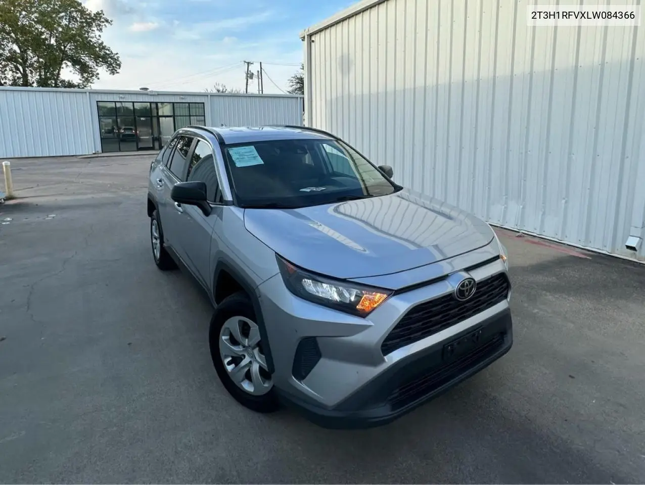 2T3H1RFVXLW084366 2020 Toyota Rav4 Le