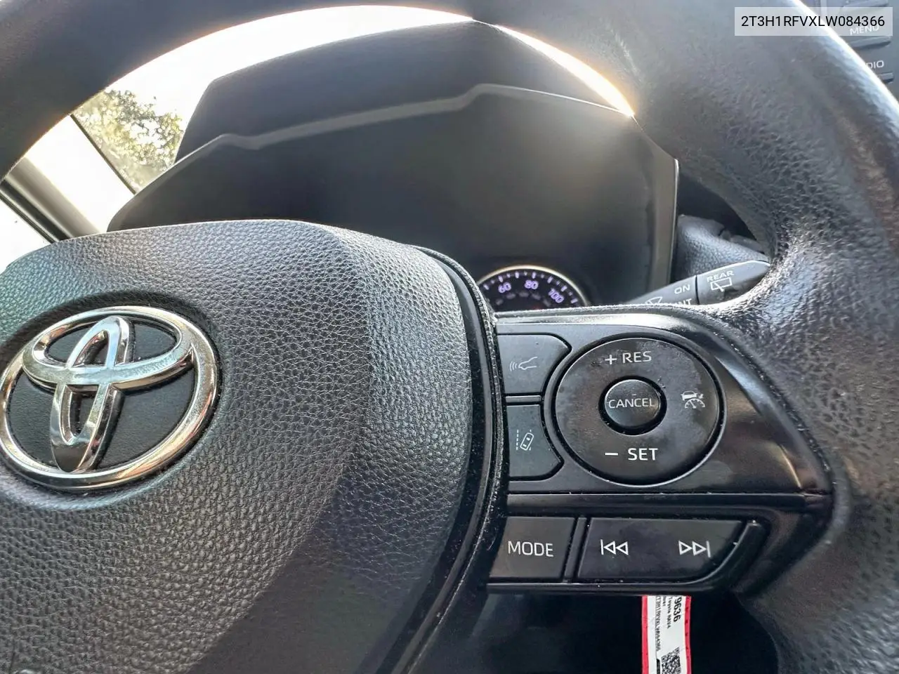 2T3H1RFVXLW084366 2020 Toyota Rav4 Le
