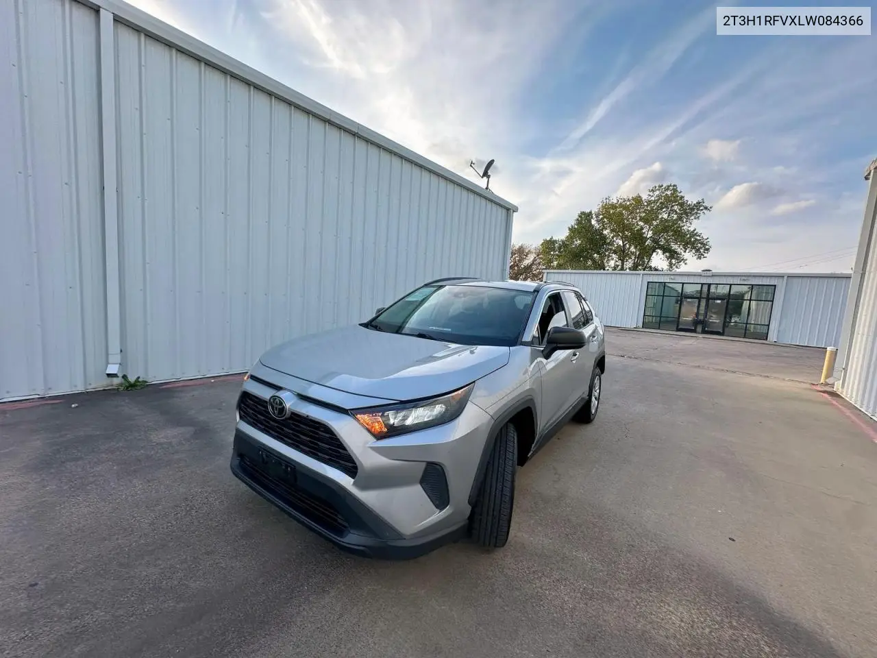 2T3H1RFVXLW084366 2020 Toyota Rav4 Le