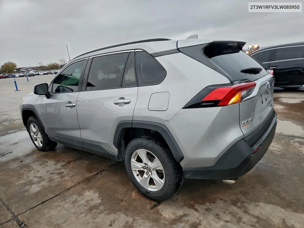 2T3W1RFV3LW085950 2020 Toyota Rav4 Xle