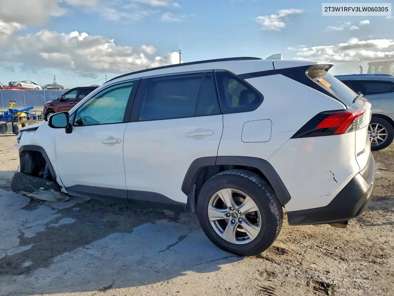 2T3W1RFV3LW060305 2020 Toyota Rav4 Xle