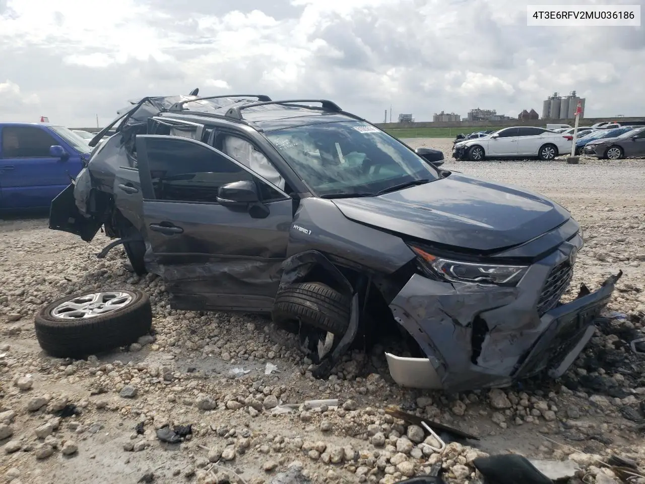 4T3E6RFV2MU036186 2021 Toyota Rav4 Xse