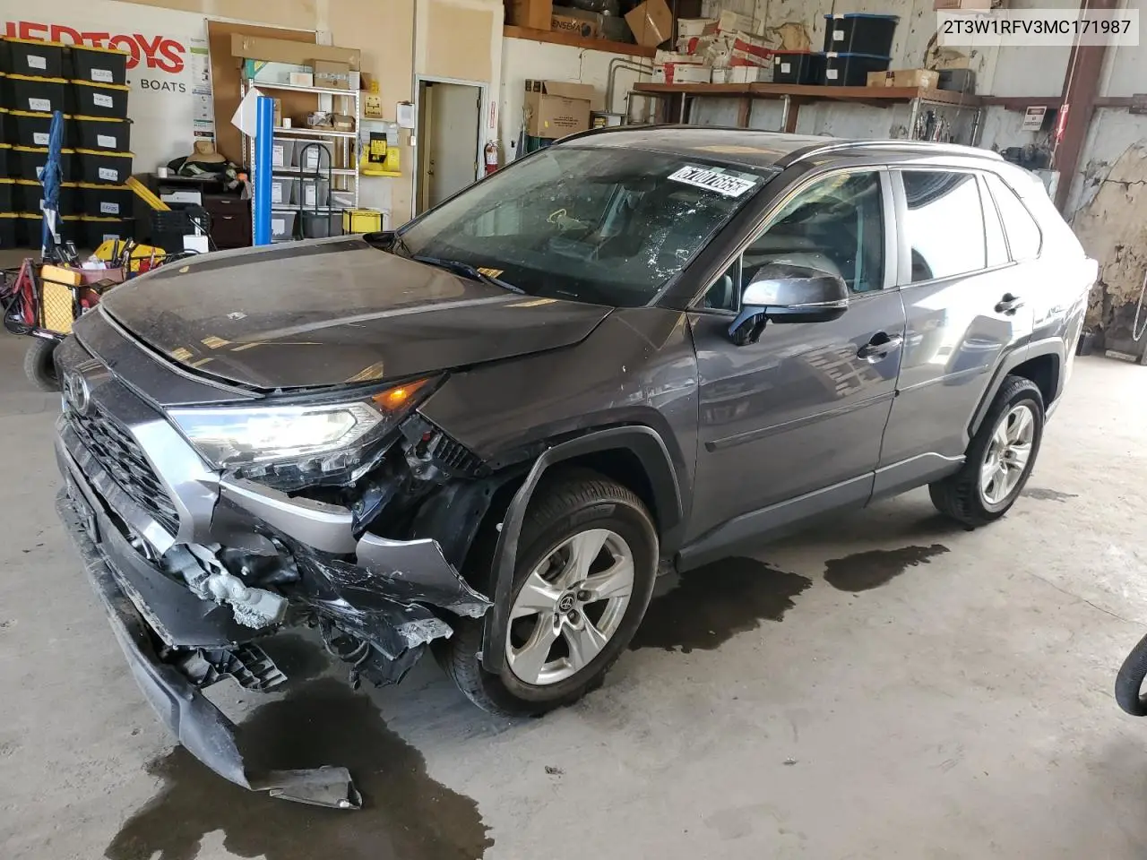 2T3W1RFV3MC171987 2021 Toyota Rav4 Xle