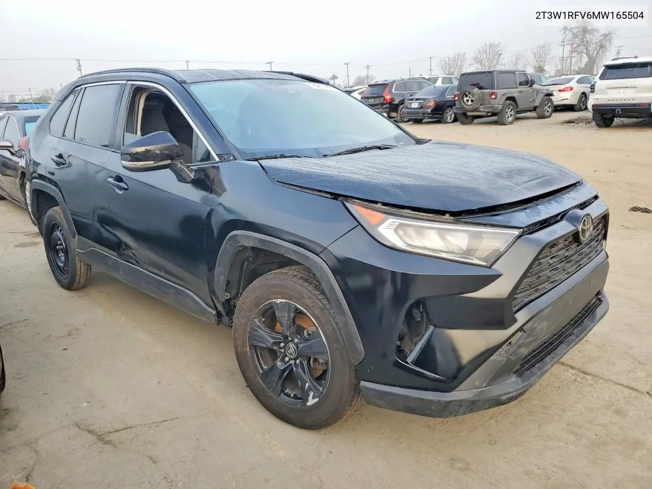 2T3W1RFV6MW165504 2021 Toyota Rav4 Xle
