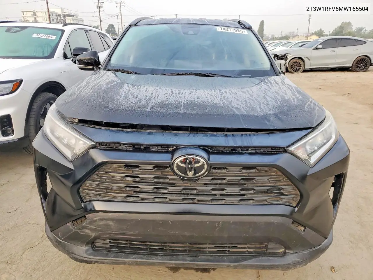 2T3W1RFV6MW165504 2021 Toyota Rav4 Xle