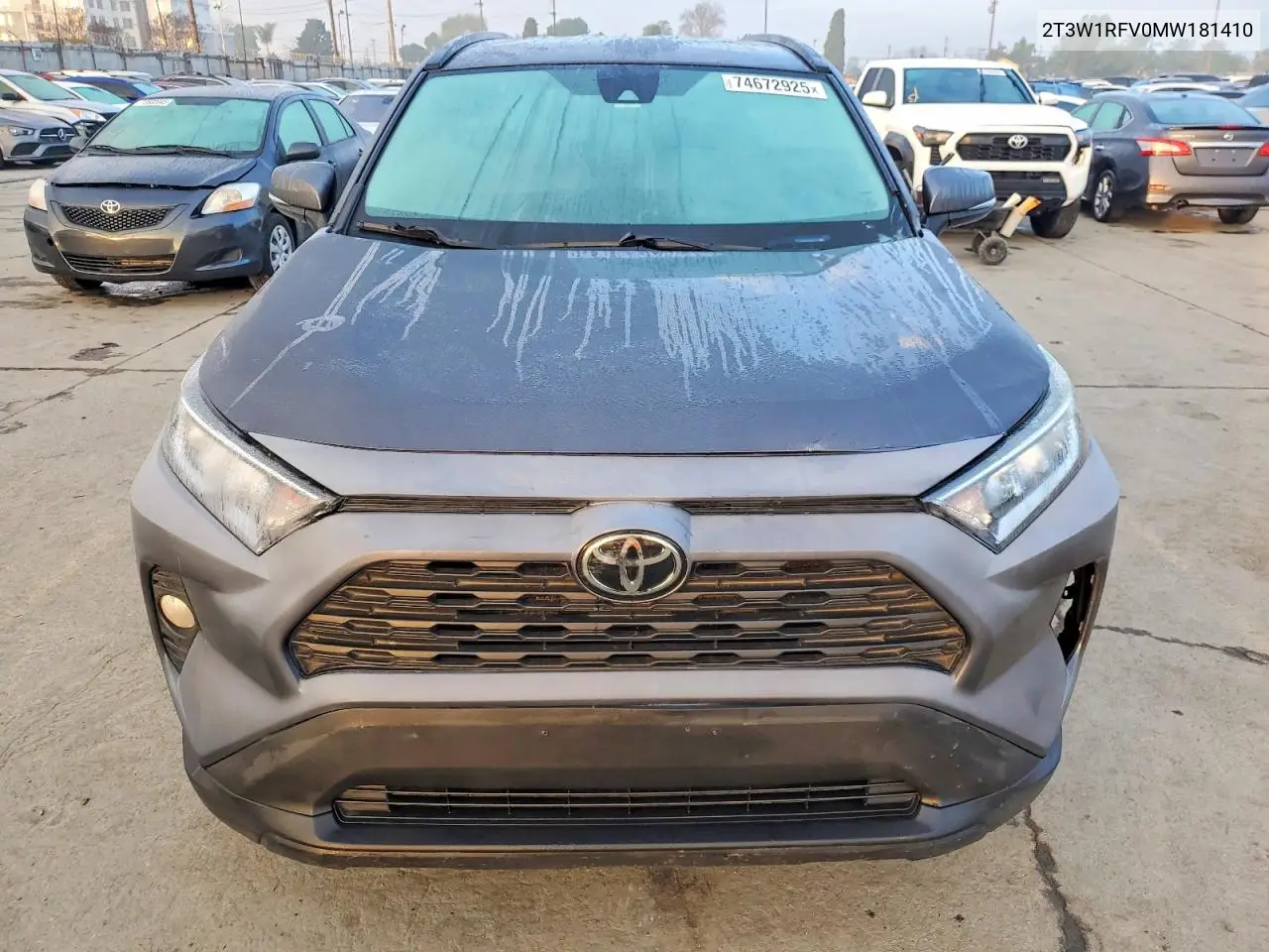2T3W1RFV0MW181410 2021 Toyota Rav4 Xle