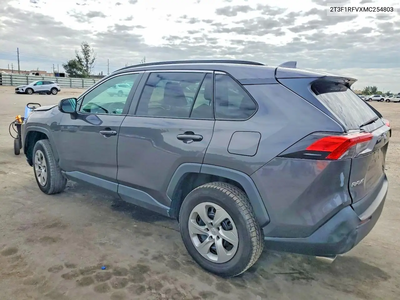 2T3F1RFVXMC254803 2021 Toyota Rav4 Le