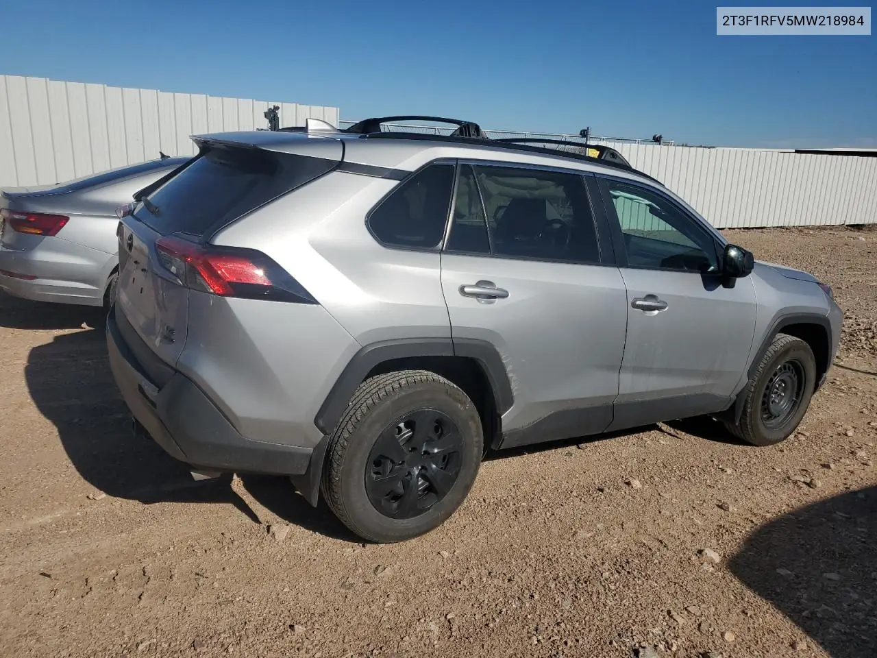 2T3F1RFV5MW218984 2021 Toyota Rav4 Le