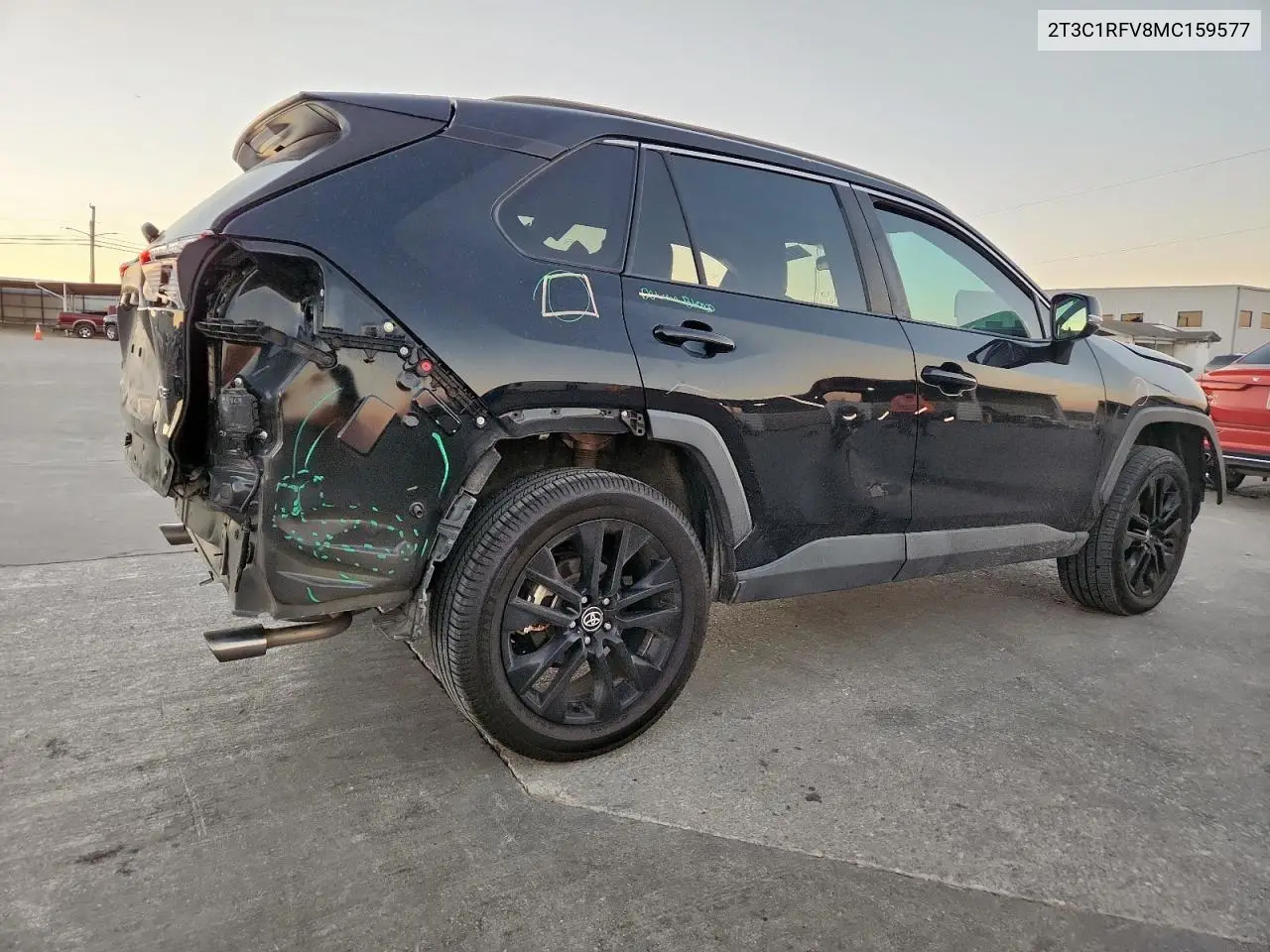 2T3C1RFV8MC159577 2021 Toyota Rav4 Xle Premium