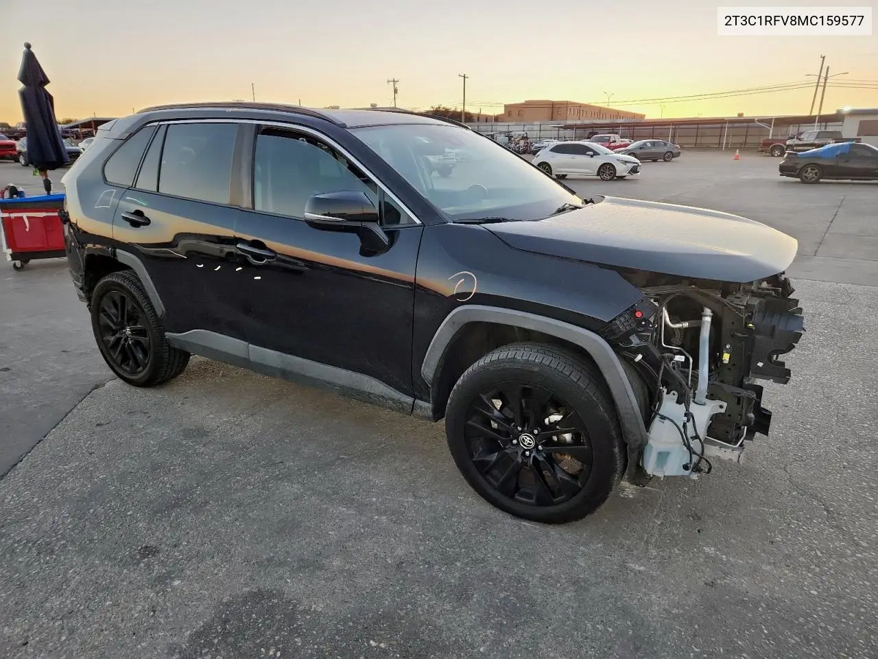 2T3C1RFV8MC159577 2021 Toyota Rav4 Xle Premium