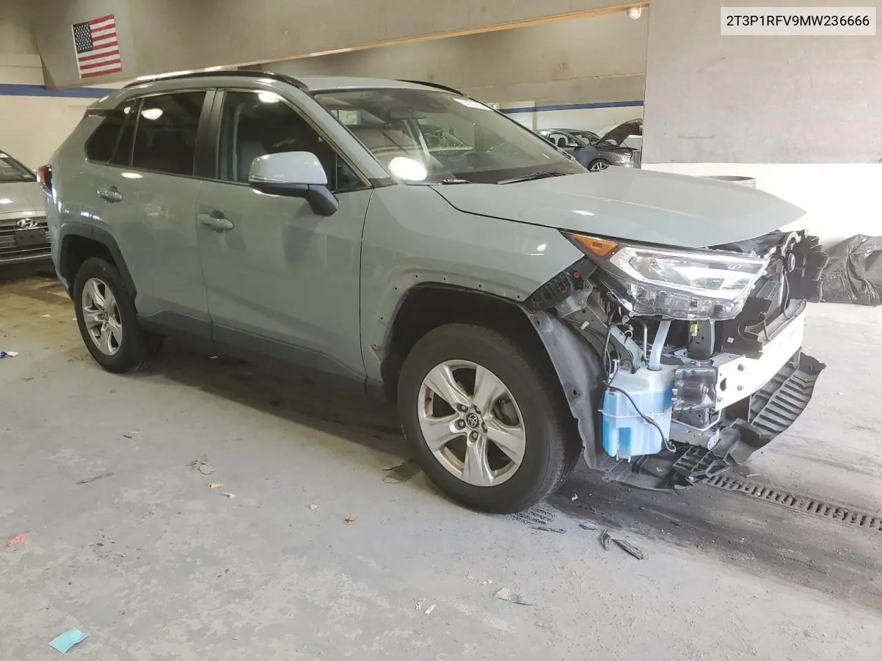 2T3P1RFV9MW236666 2021 Toyota Rav4 Xle
