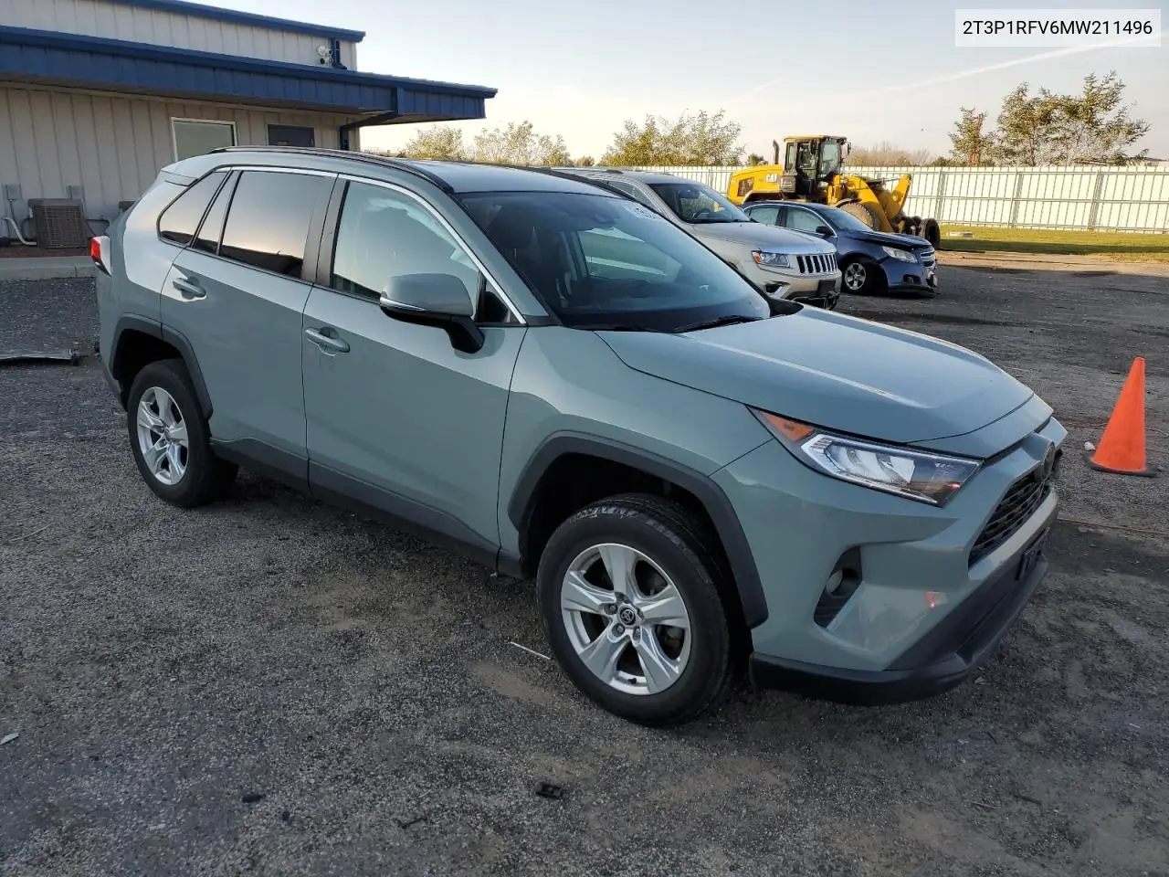 2T3P1RFV6MW211496 2021 Toyota Rav4 Xle