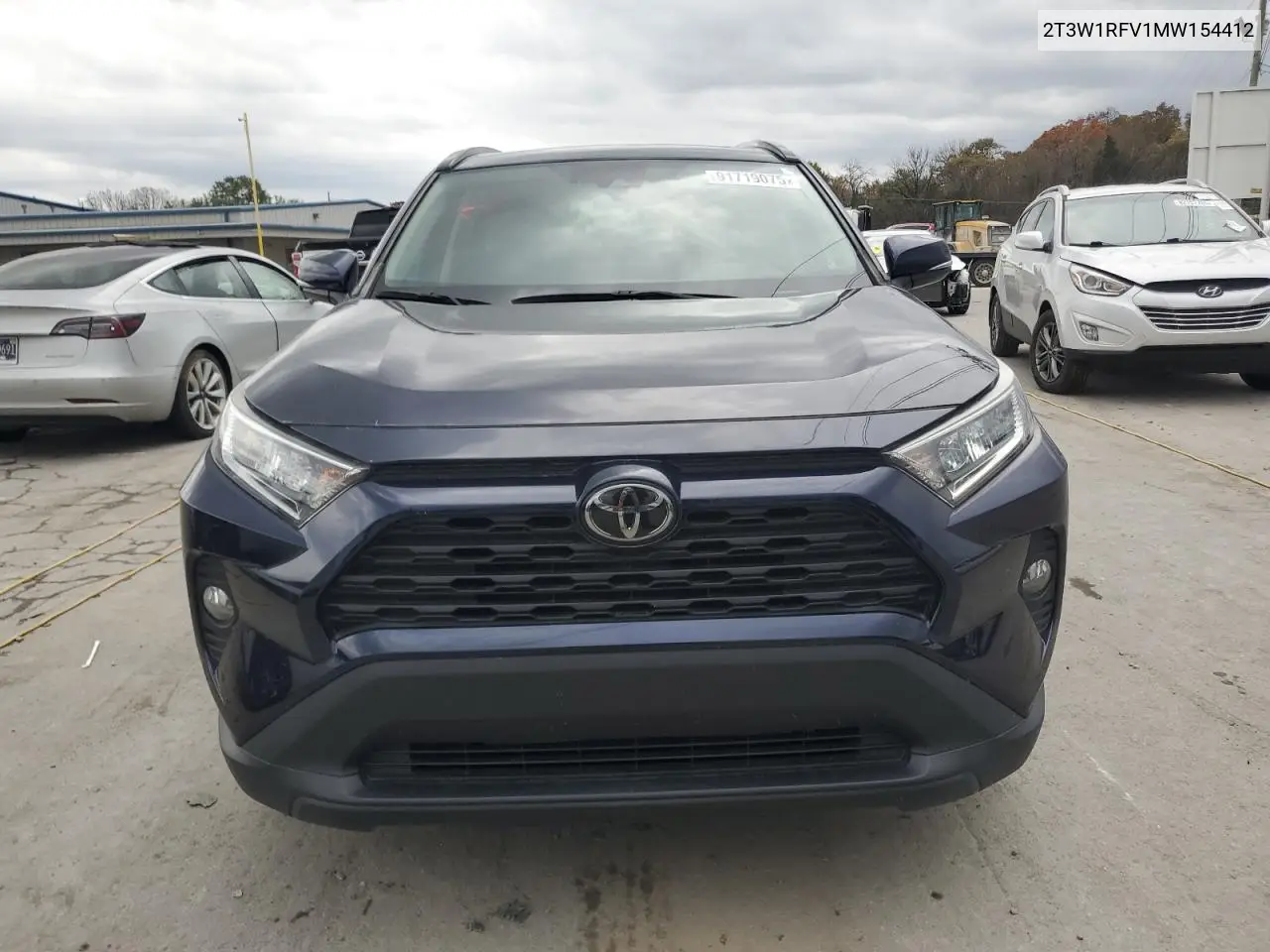 2T3W1RFV1MW154412 2021 Toyota Rav4 Xle
