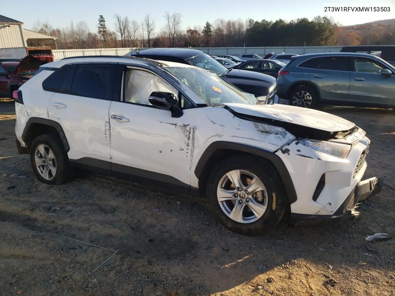 2T3W1RFVXMW153503 2021 Toyota Rav4 Xle