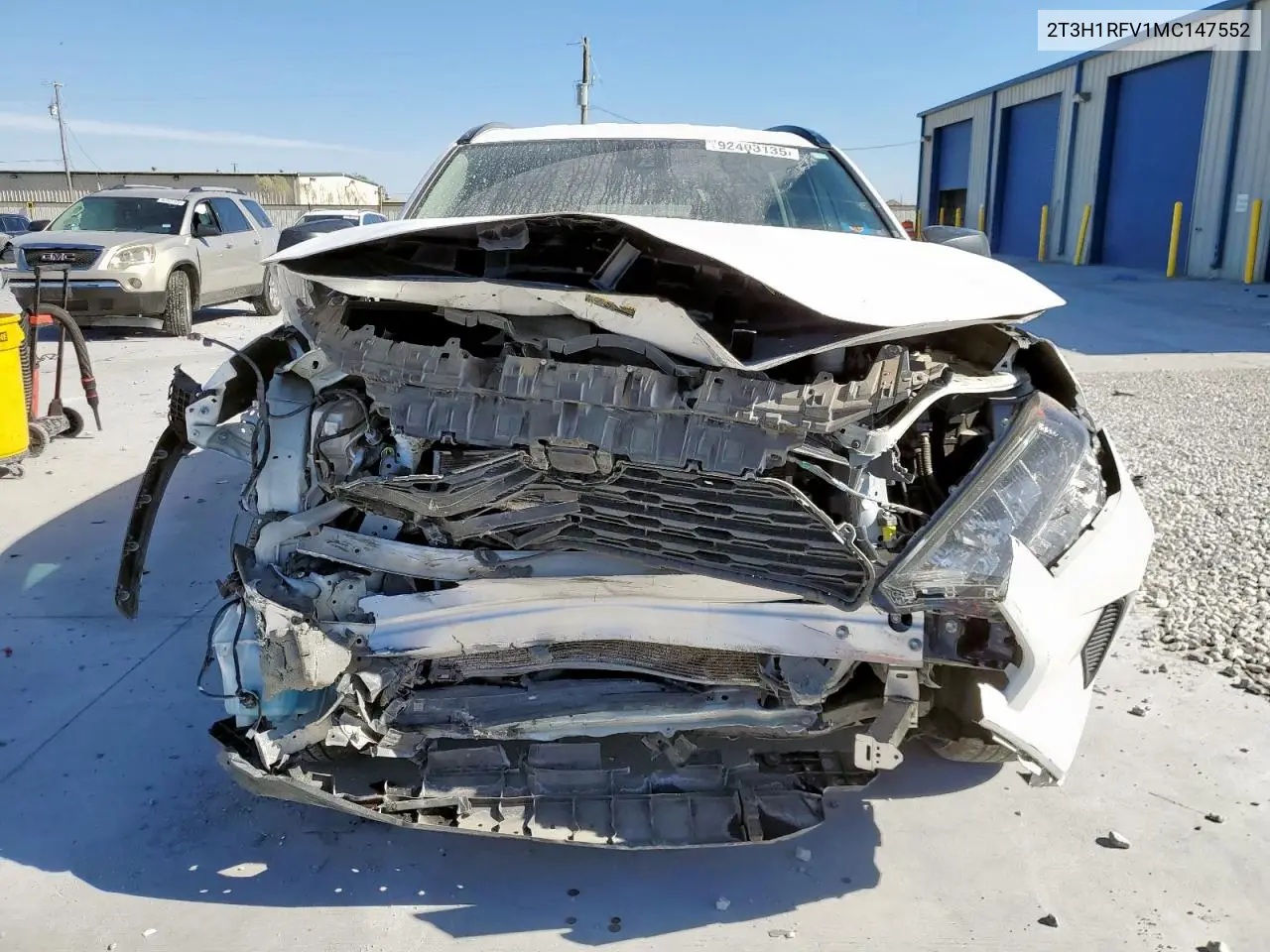 2T3H1RFV1MC147552 2021 Toyota Rav4 Le