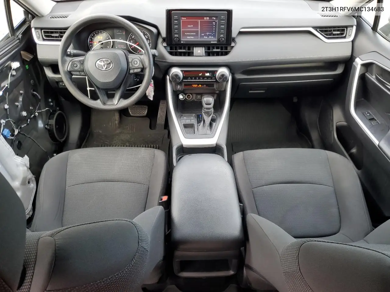 2T3H1RFV6MC134683 2021 Toyota Rav4 Le